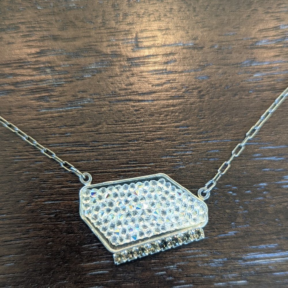 Sabika Reflection Crushed Crystal Necklace - Picture 5 of 12